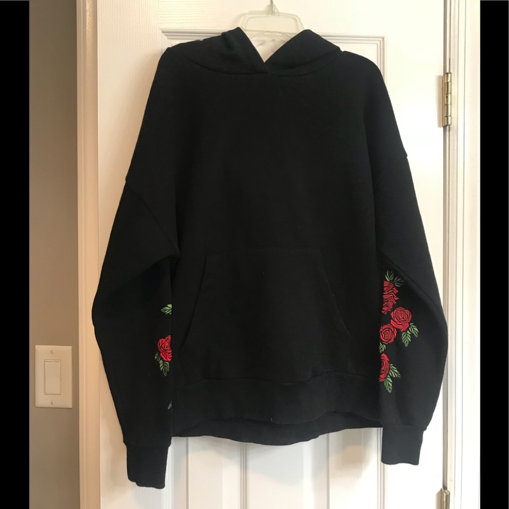 L.A. Hearts rose sweatshirt size xs